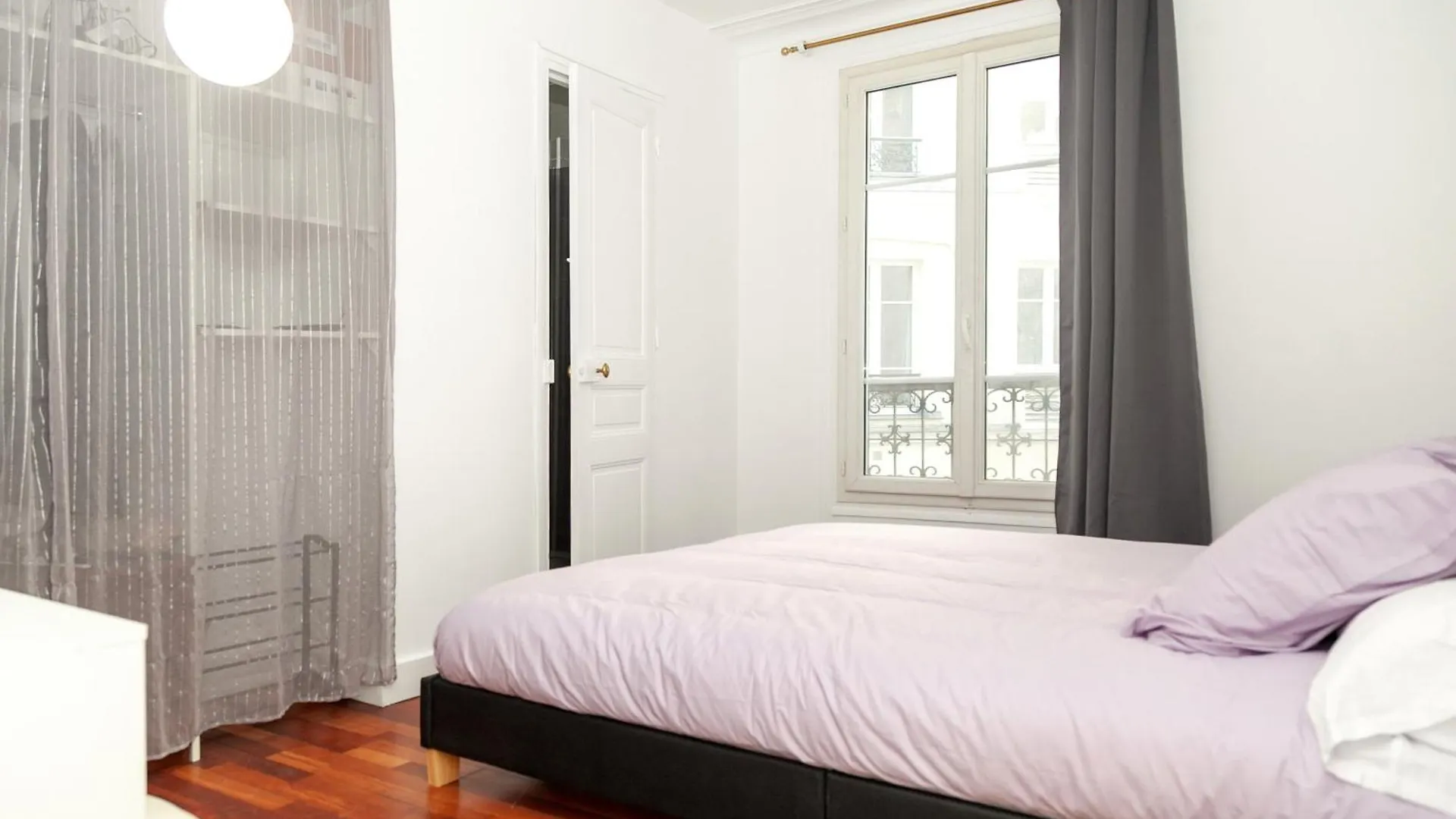 - 4 Couchages A Proximite D'opera Et Des Metros *